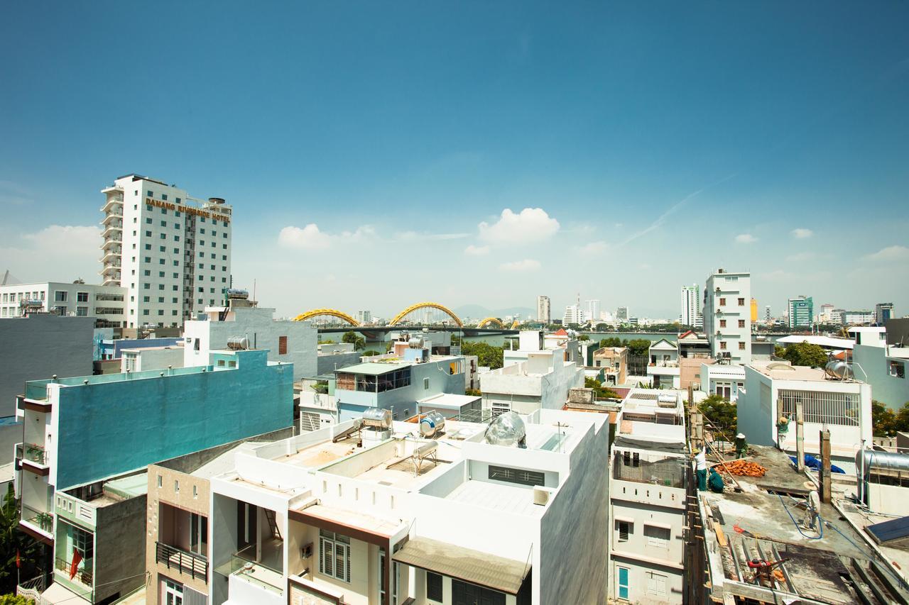 Karola Hotel Da Nang Exterior photo